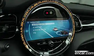 Mini Cooper Convertible 2022 2.0 Автомат в Москве № 214127, миниатюра 6