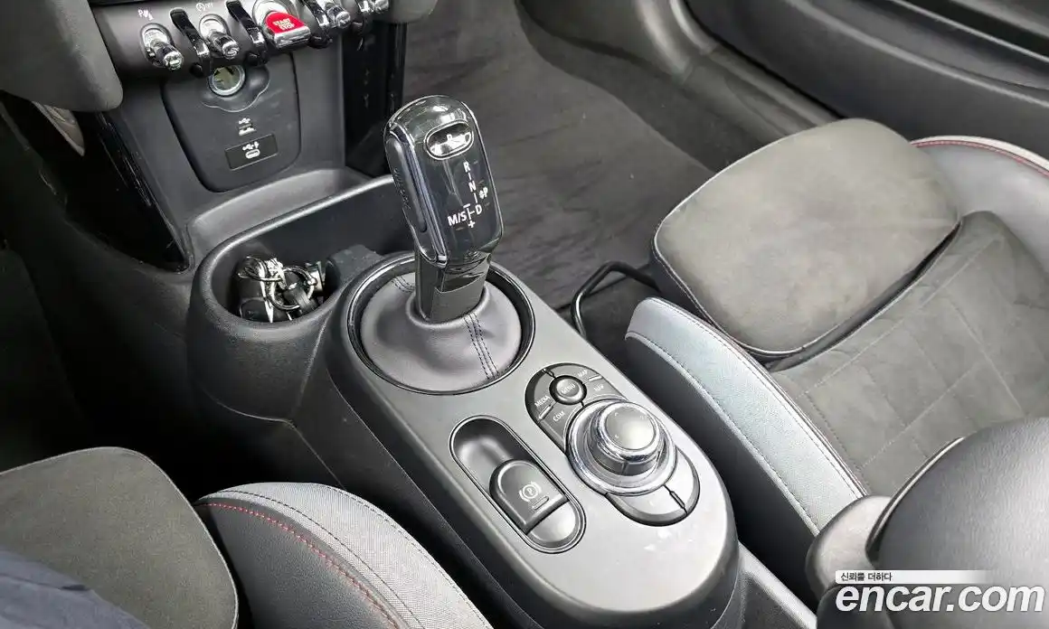 Mini Cooper Convertible 2022 2.0 Автомат в Москве № 214127, фото 8