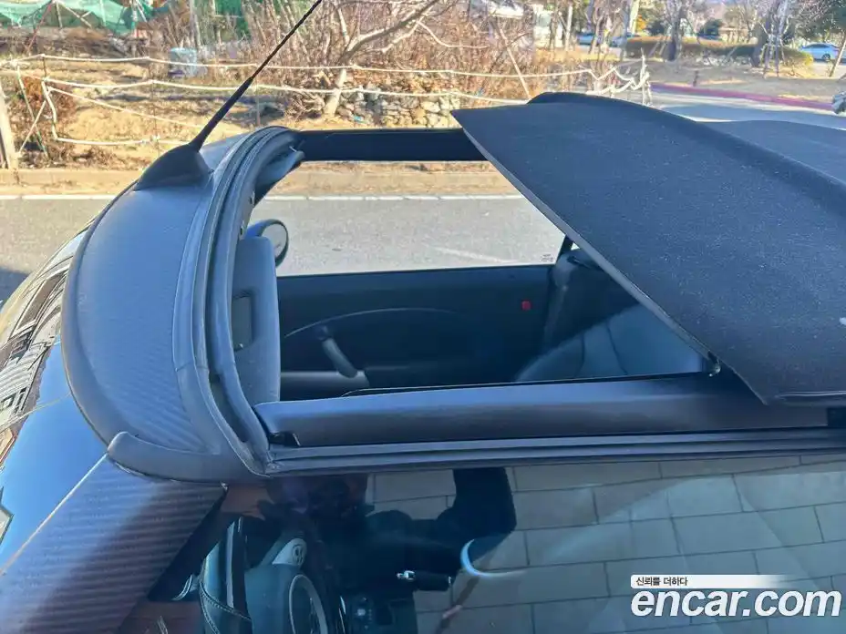 Mini Cooper Convertible 2007 1.6 Автомат в Москве № 214422, фото 13