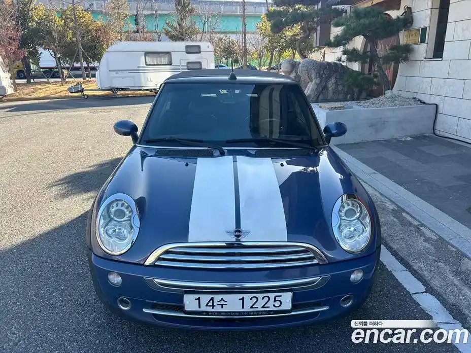 Mini Cooper Convertible 2007 1.6 Автомат в Москве № 214422, фото 20