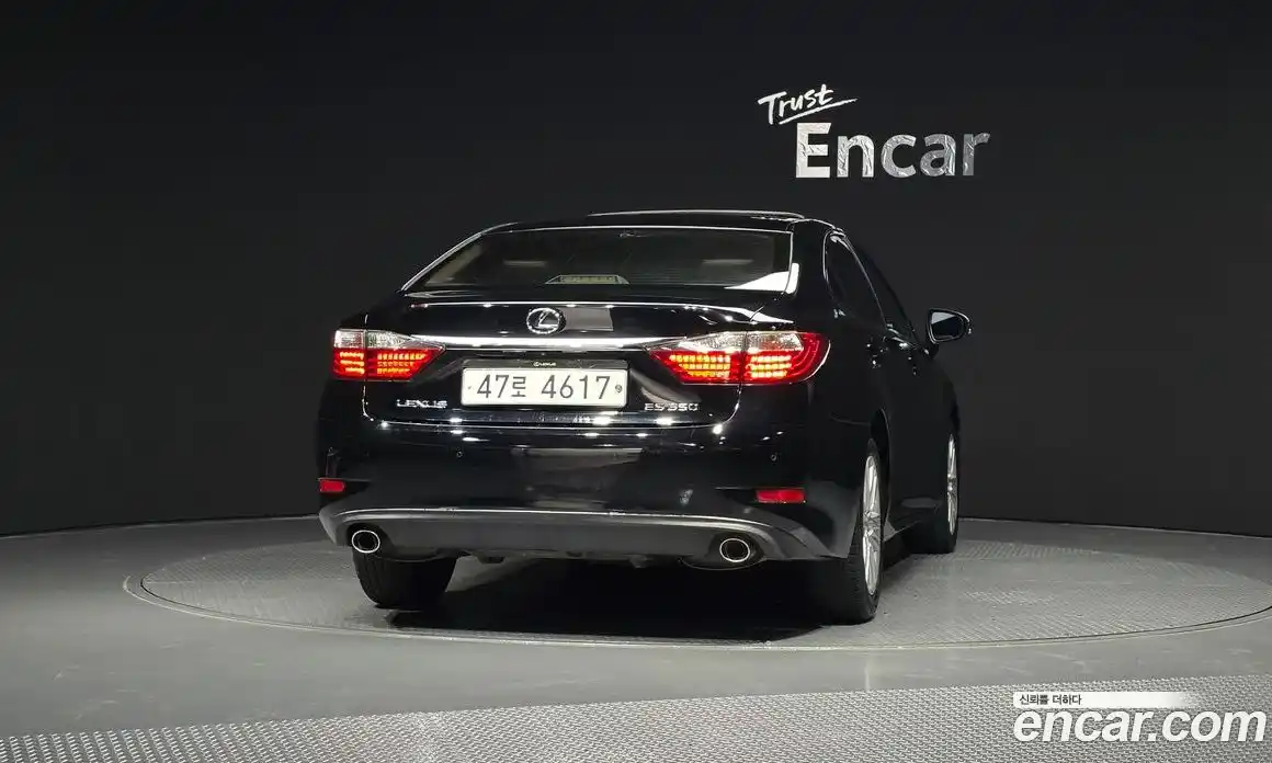 Lexus ES 2015 3.5 Автомат в Москве № 214666, фото 4