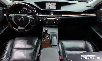 Lexus ES 2015 3.5 Автомат в Москве № 214666, миниатюра 6