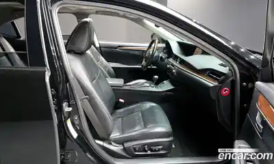 Lexus ES 2015 3.5 Автомат в Москве № 214666, миниатюра 9