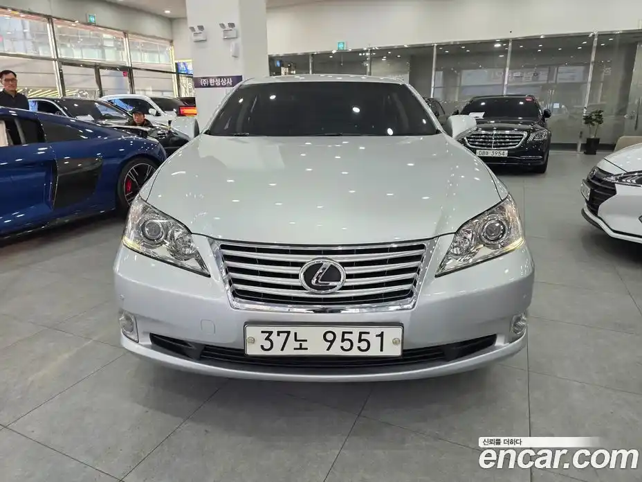 Lexus ES 2011 3.5 Автомат в Москве № 214821, фото 3