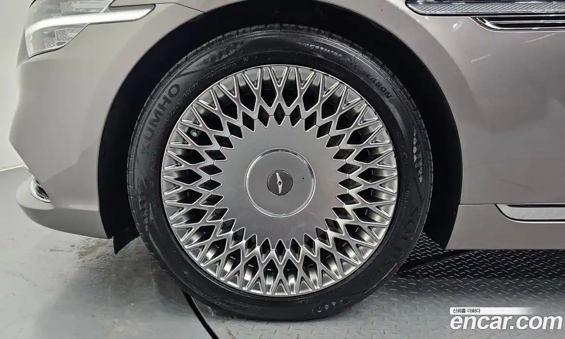 Genesis G90 2019 3.8 Автомат в Москве № 21733, фото 1