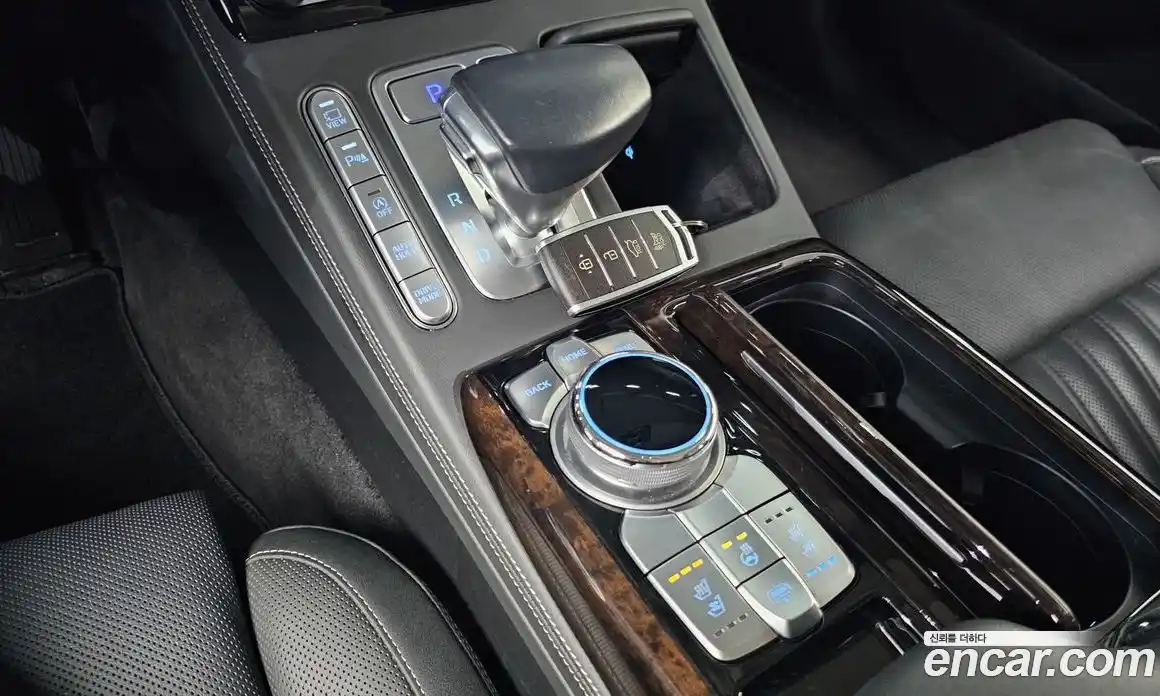 Genesis G90 2019 3.8 Автомат в Москве № 21733, фото 19