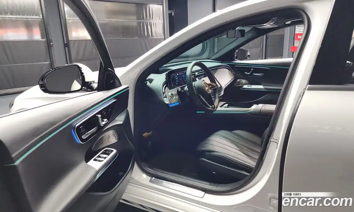 Mercedes-Benz E-Class 2024 3.0 Автомат в Москве № 220184, фото 13