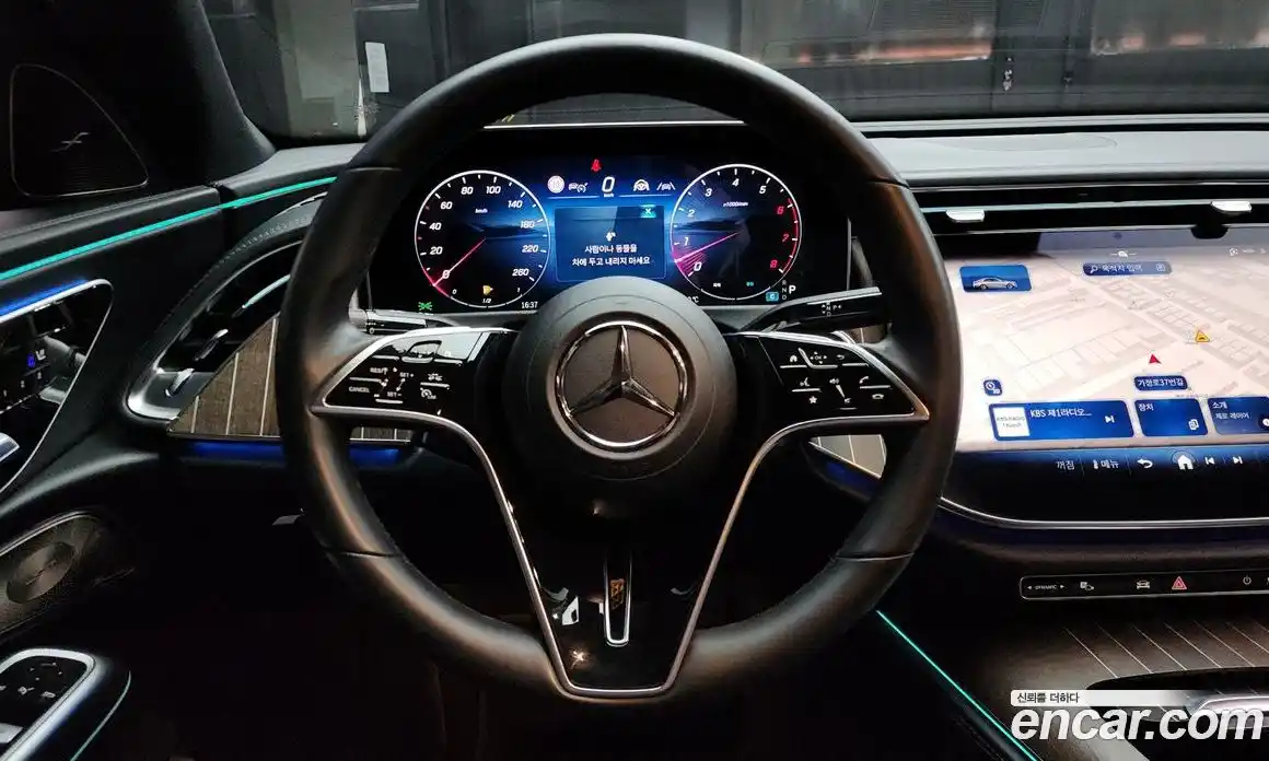 Mercedes-Benz E-Class 2024 3.0 Автомат в Москве № 220184, фото 14