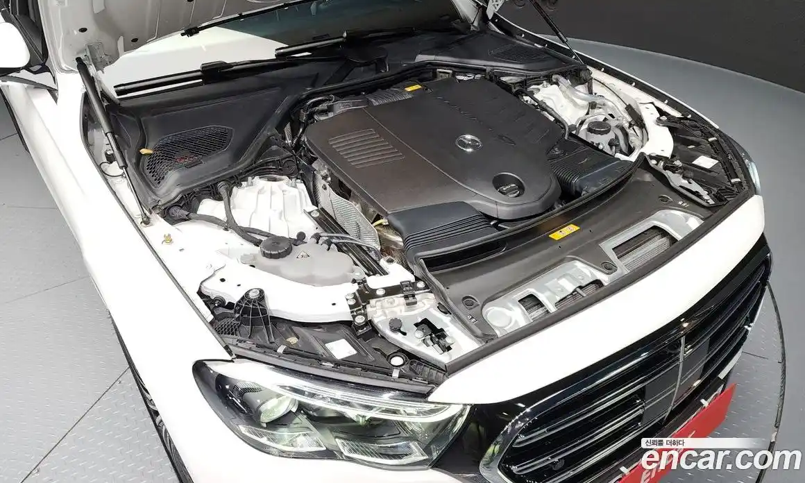 Mercedes-Benz E-Class 2024 3.0 Автомат в Москве № 220184, фото 15