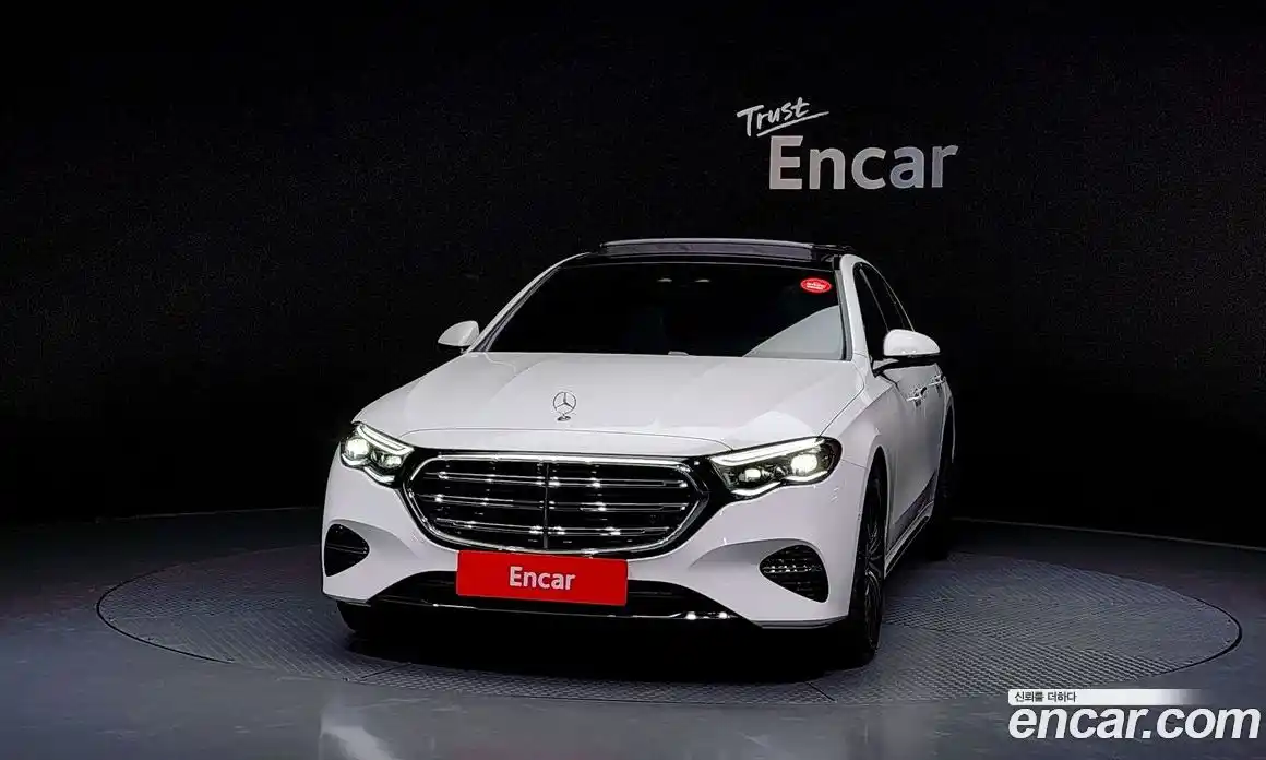 Mercedes-Benz E-Class 2024 3.0 Автомат в Москве № 220184, фото 17