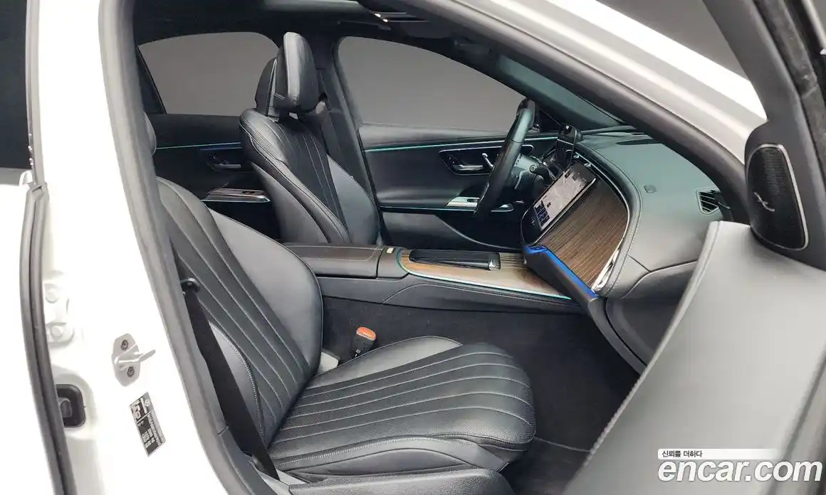 Mercedes-Benz E-Class 2024 3.0 Автомат в Москве № 220184, фото 2