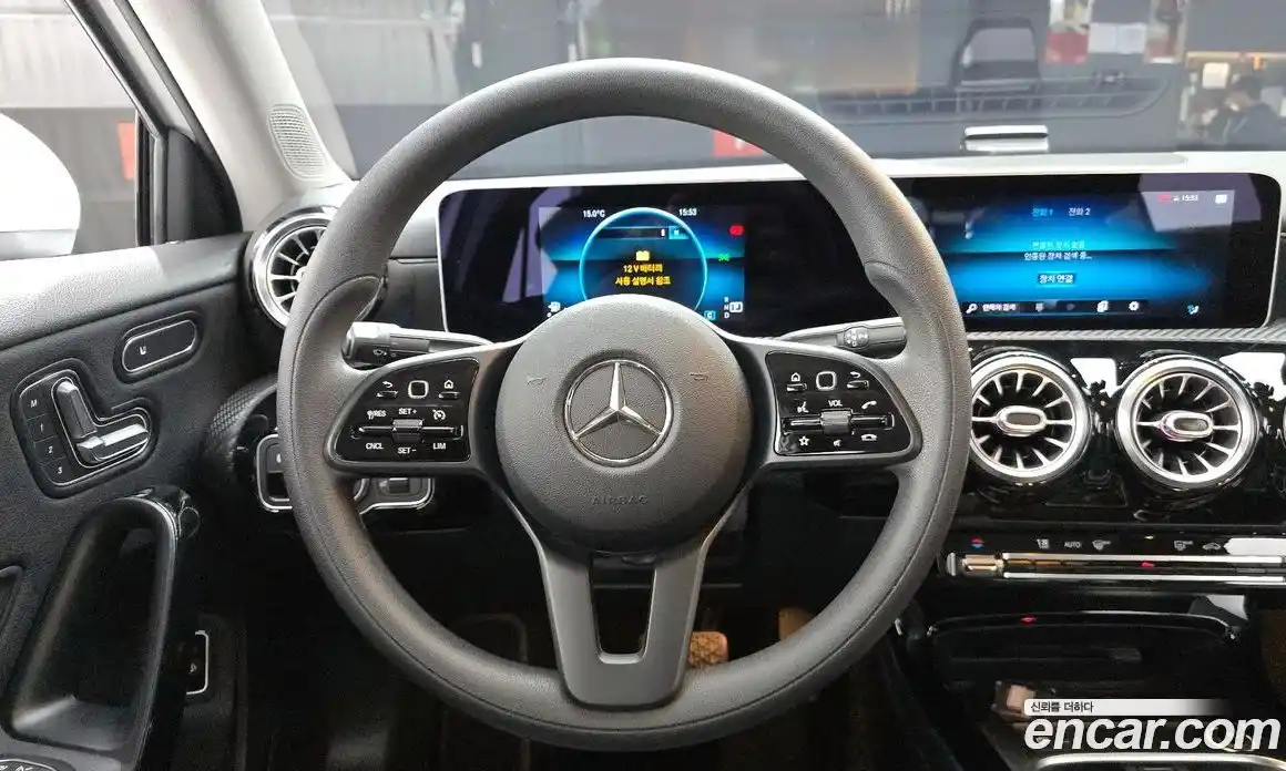 Mercedes-Benz A-Class 2020 2.0 Автомат в Москве № 220642, фото 13