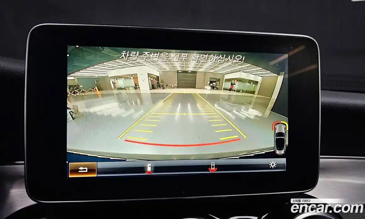 Mercedes-Benz C-Class 2018 2.0 Автомат в Москве № 223301, фото 13