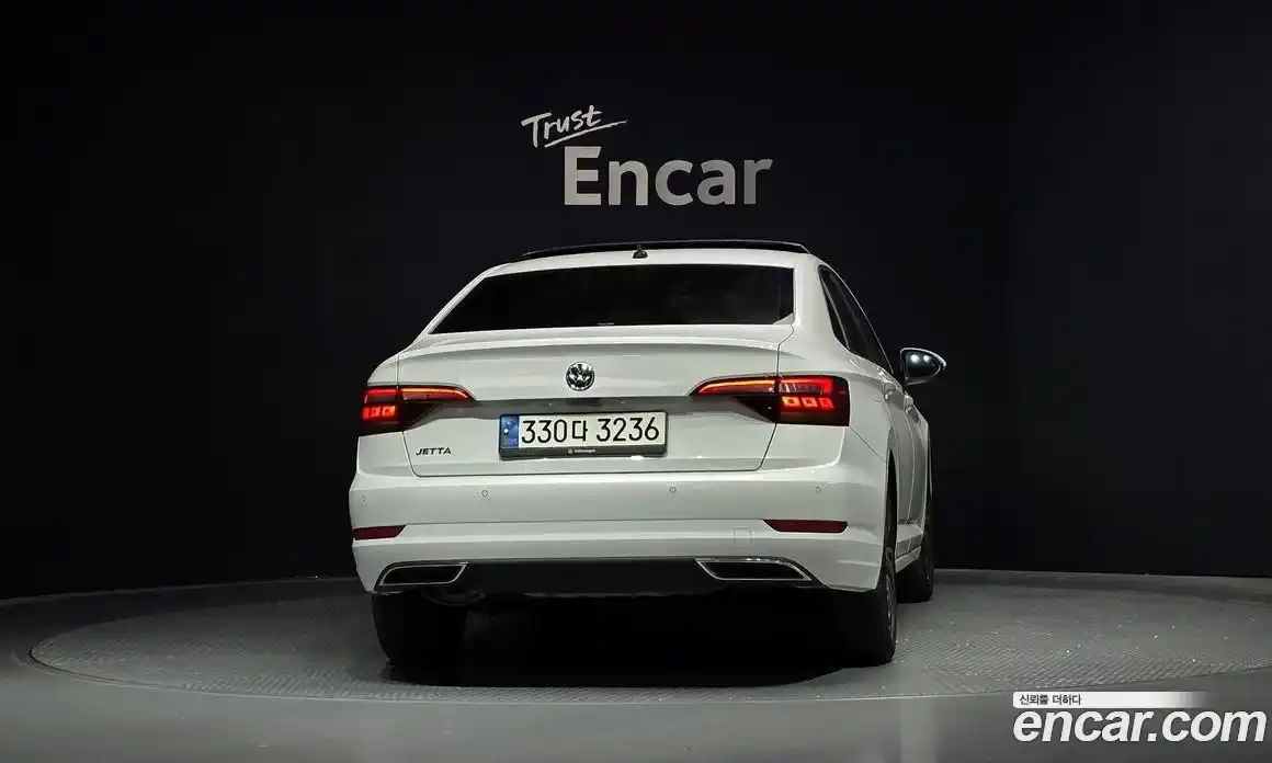 Volkswagen Jetta 2020 1.4 Автомат в Москве № 232229, фото 3