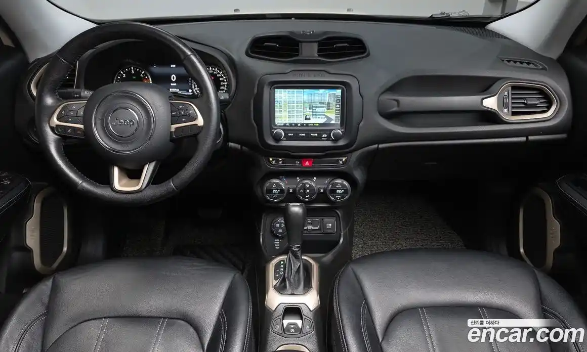 Jeep Renegade 2016 2.0 Автомат в Москве № 232530, фото 14