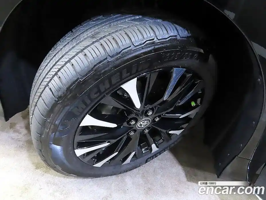 Toyota Alphard 2024 2.5 Автомат в Москве № 232832, фото 20