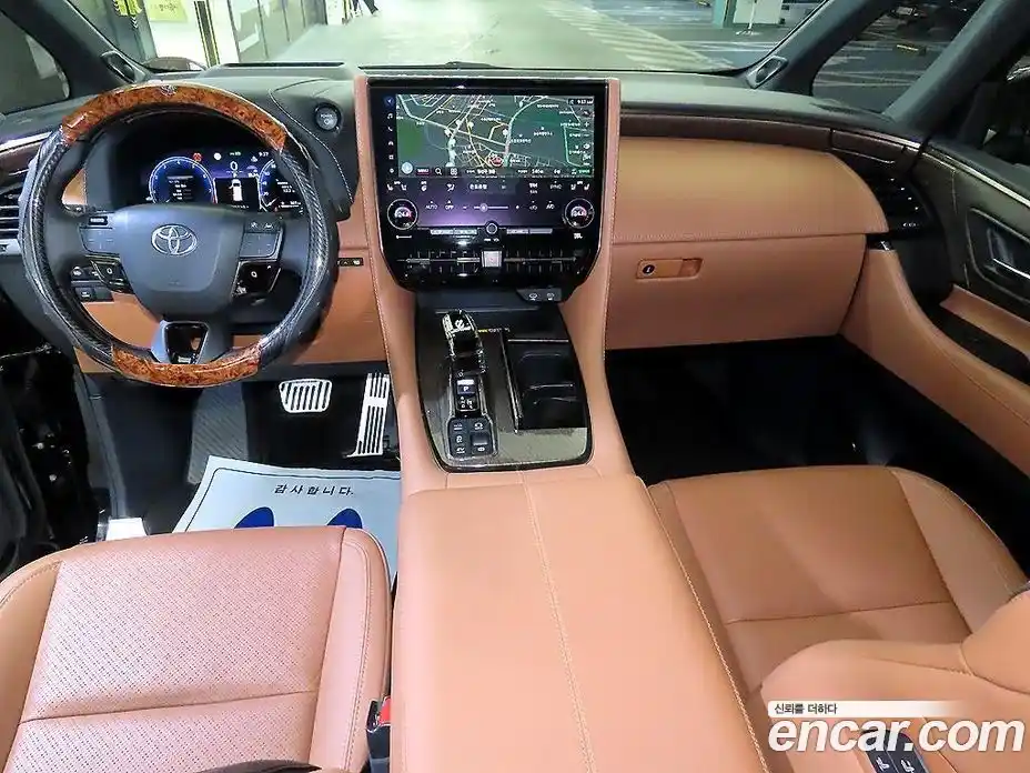 Toyota Alphard 2024 2.5 Автомат в Москве № 232832, фото 10