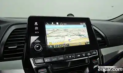 Honda Odyssey 2018 3.5 Автомат в Москве № 232890, миниатюра 11