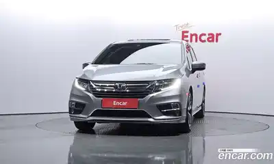 Honda Odyssey 2018 3.5 Автомат в Москве № 232890, миниатюра 7