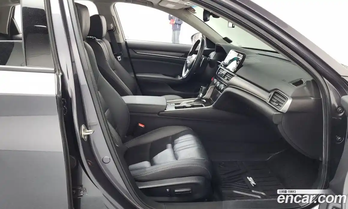 Honda Accord 2019 1.5 Автомат в Москве № 232927, фото 11