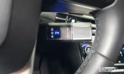 Hyundai Santa Fe 2024 1.6 Автомат в Москве № 237113, миниатюра 5