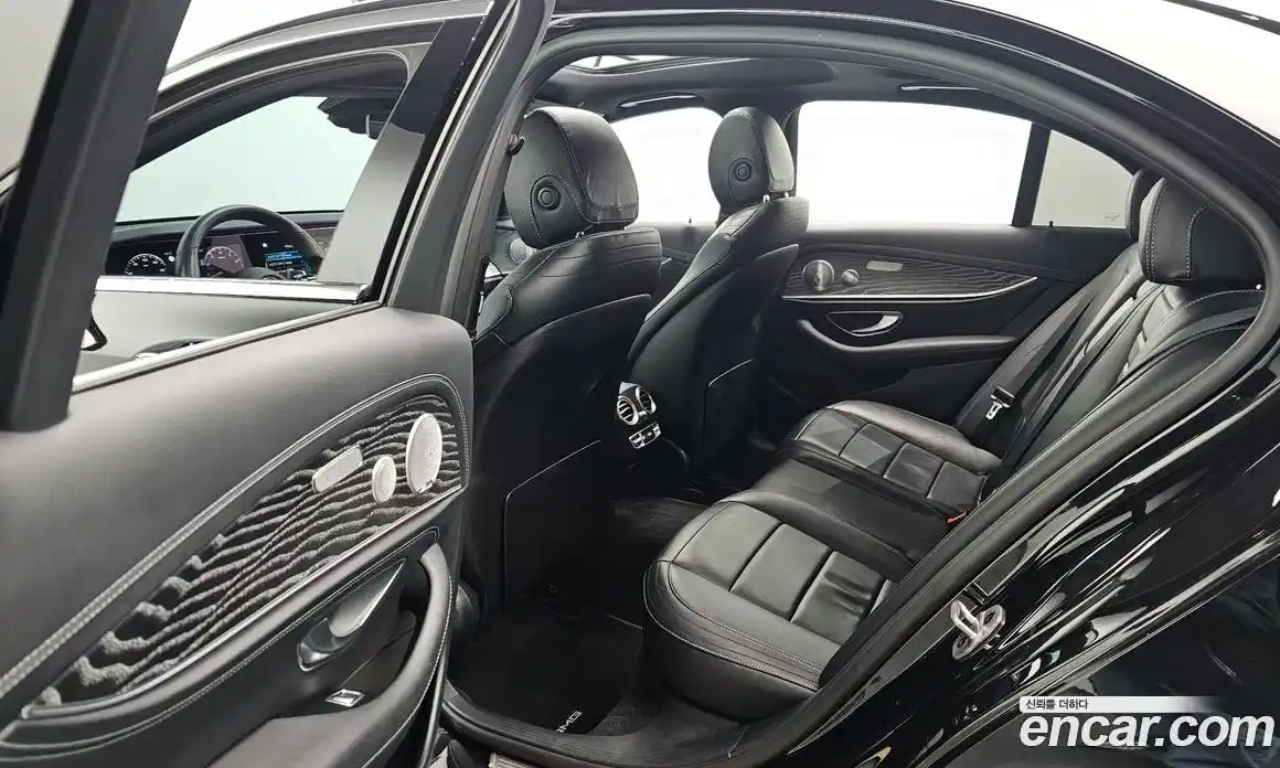 Mercedes-Benz E-Class 2021 2.0 Автомат в Москве № 241002, фото 13