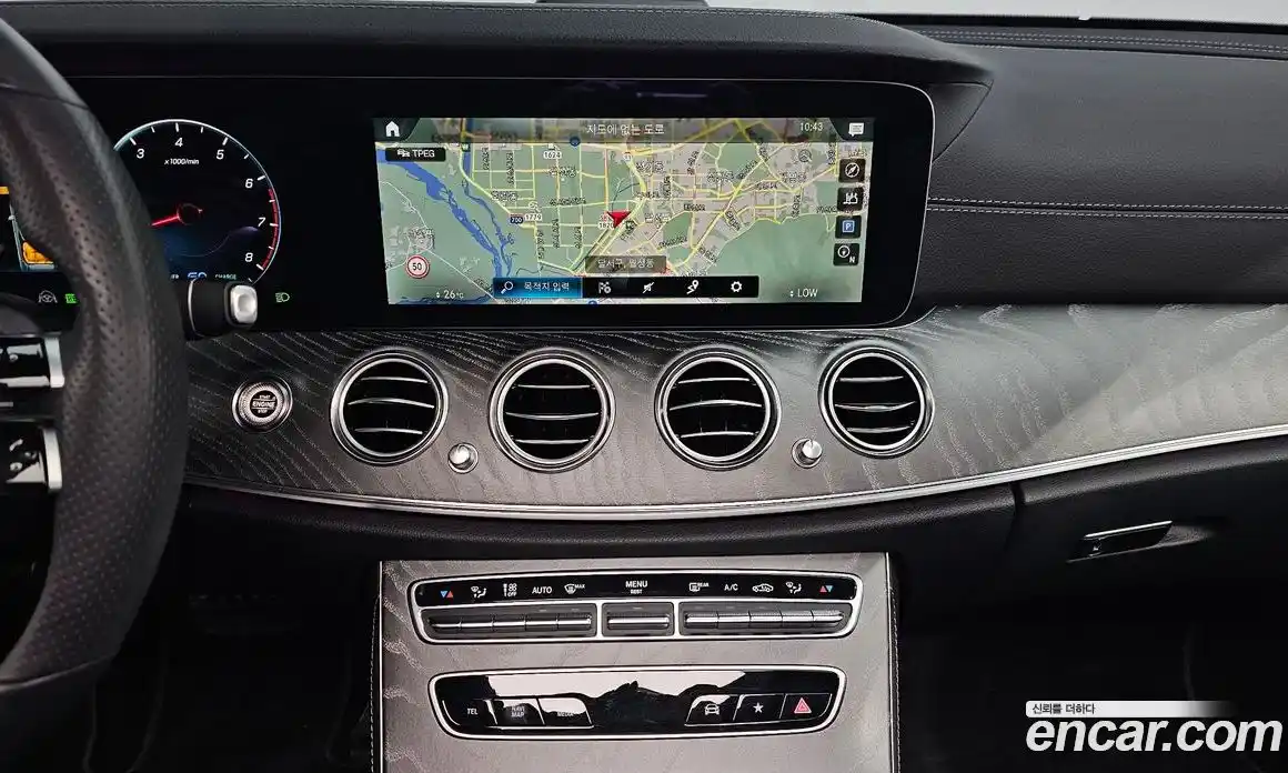 Mercedes-Benz E-Class 2021 2.0 Автомат в Москве № 241002, фото 14