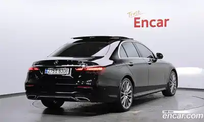 Mercedes-Benz E-Class 2021 2.0 Автомат в Москве № 241002, миниатюра 2