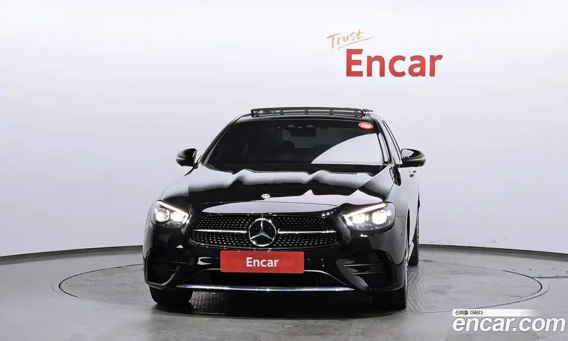 Mercedes-Benz E-Class 2021 2.0 Автомат в Москве № 241002, фото 3