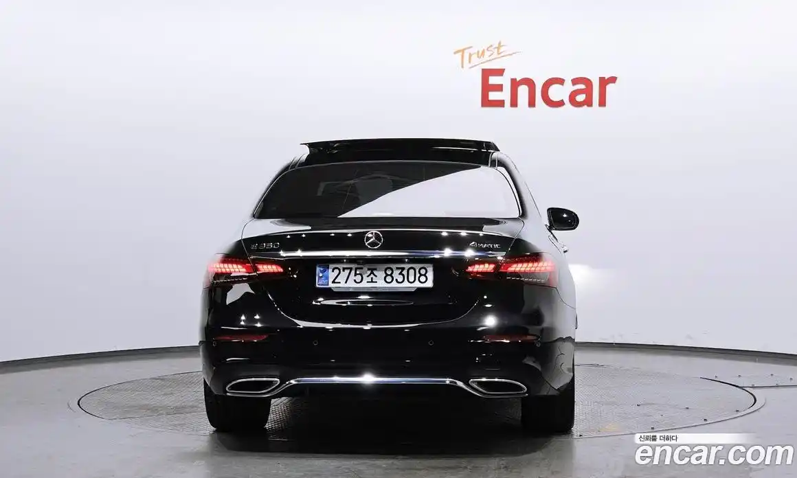 Mercedes-Benz E-Class 2021 2.0 Автомат в Москве № 241002, фото 4