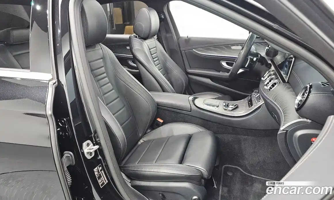 Mercedes-Benz E-Class 2021 2.0 Автомат в Москве № 241002, фото 10