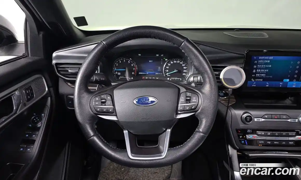 Ford Explorer 2020 2.3 Автомат в Москве № 245725, фото 11