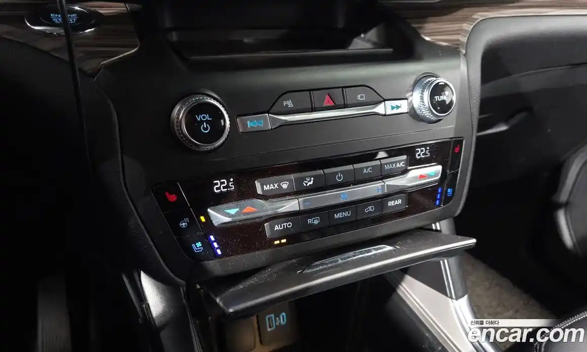 Ford Explorer 2020 2.3 Автомат в Москве № 245725, фото 15