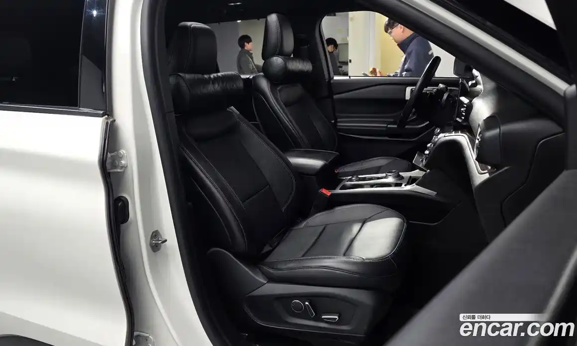 Ford Explorer 2020 2.3 Автомат в Москве № 245725, фото 8