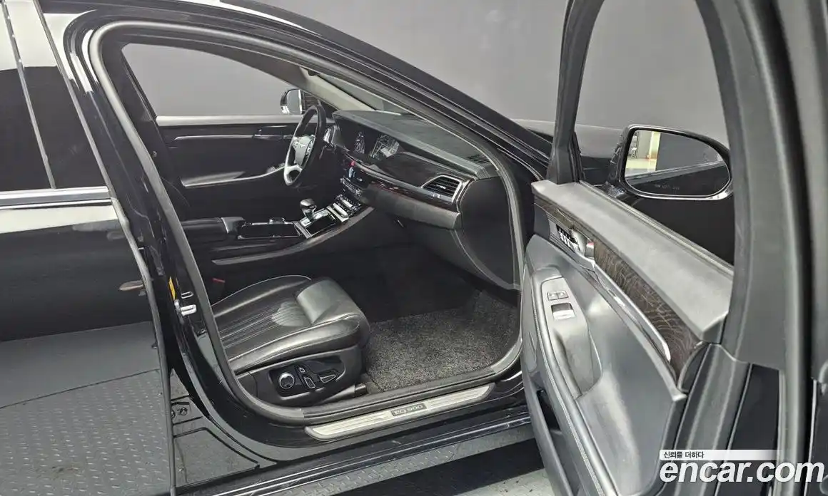 Genesis EQ900 2016 3.8 Автомат в Москве № 24677, фото 16