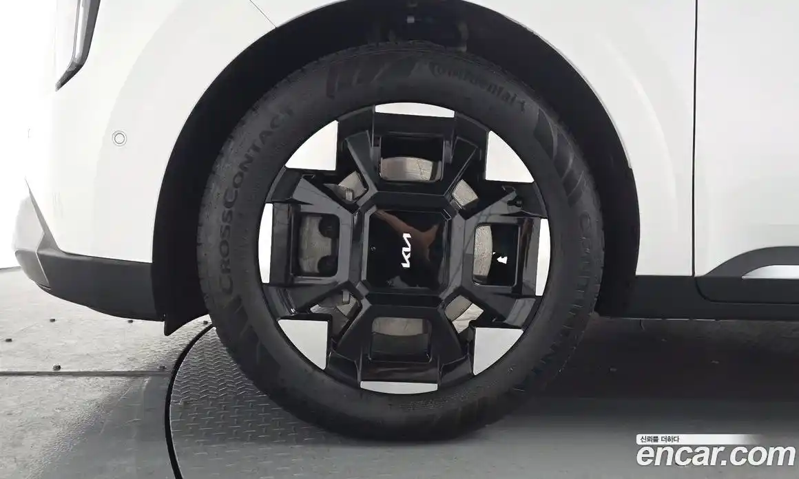 Kia Canival 2025 3.5 Автомат в Москве № 248115, фото 16