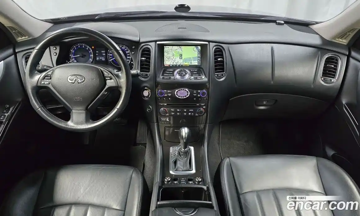 Infiniti QX50 2015 3.7 Автомат в Москве № 256146, фото 15