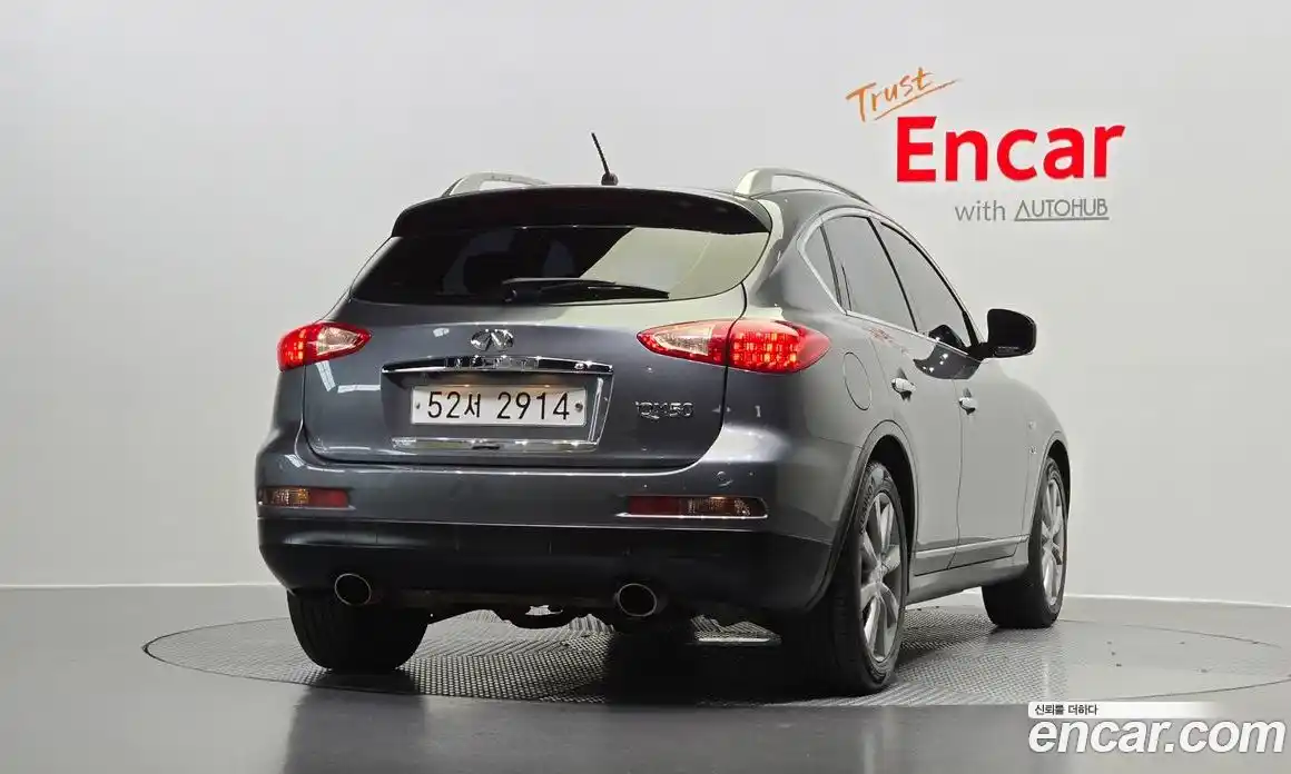 Infiniti QX50 2015 3.7 Автомат в Москве № 256146, фото 18