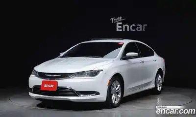 Chrysler 200, 2015
