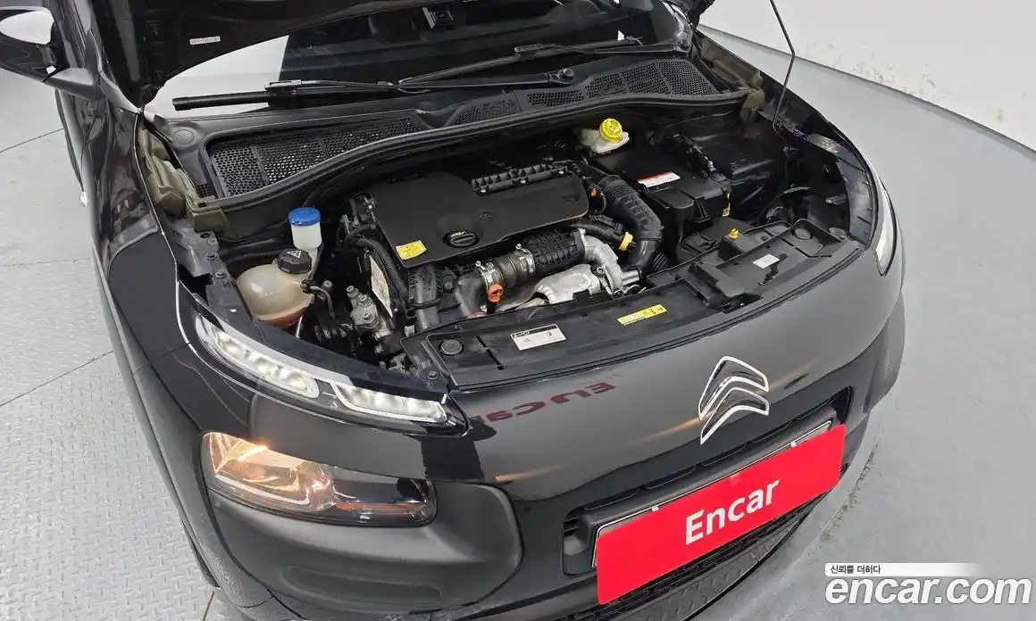 Citroen C4 Cactus 2018 1.6 Автомат в Москве № 256812, фото 6