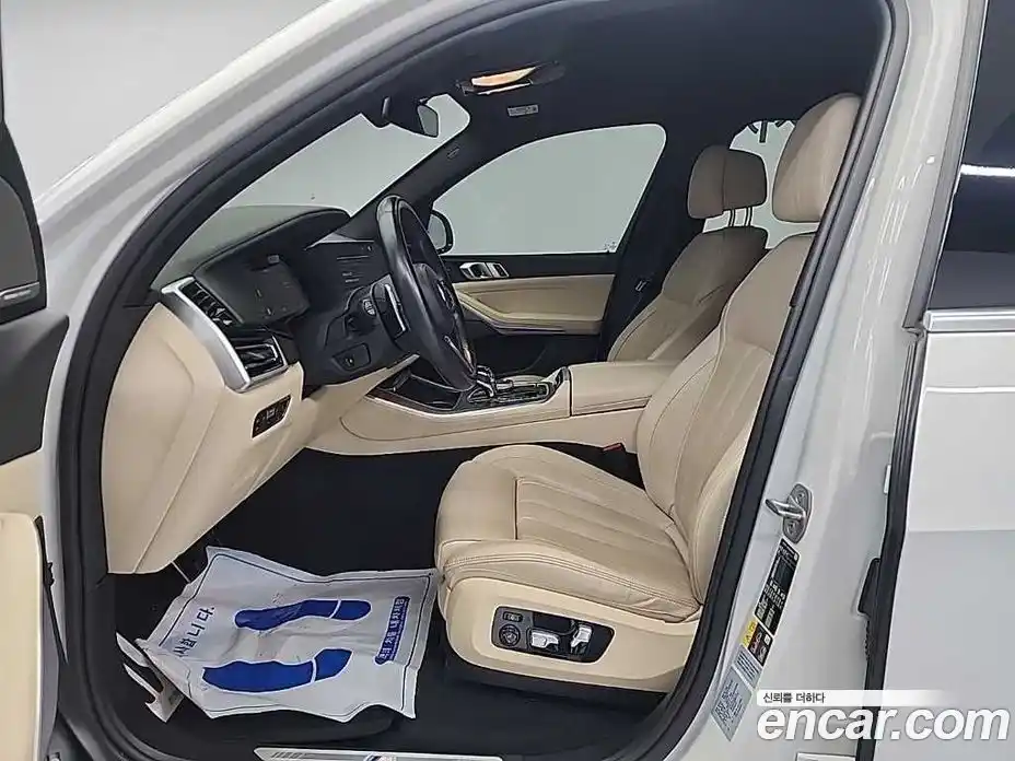 BMW X5 2021 3.0 Автомат в Москве № 283236, фото 11