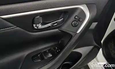 Nissan Altima 2017 2.5 Автомат в Москве № 285046, миниатюра 2