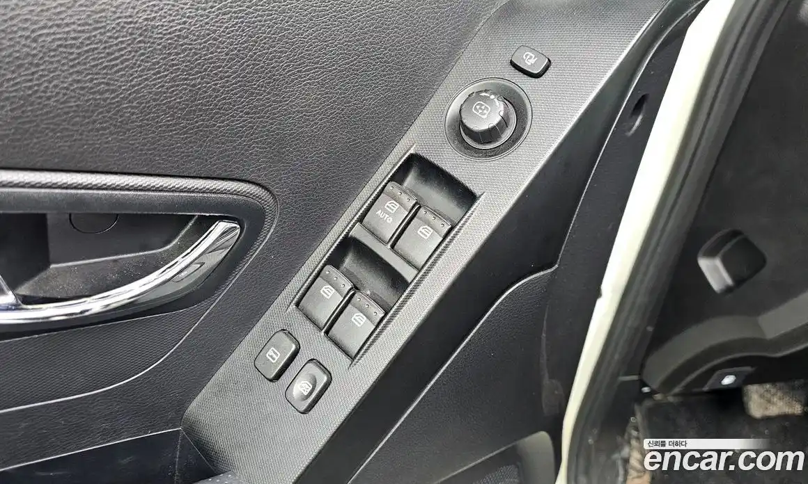 SsangYong Korando 2012 2.0 Автомат в Москве № 291555, фото 11