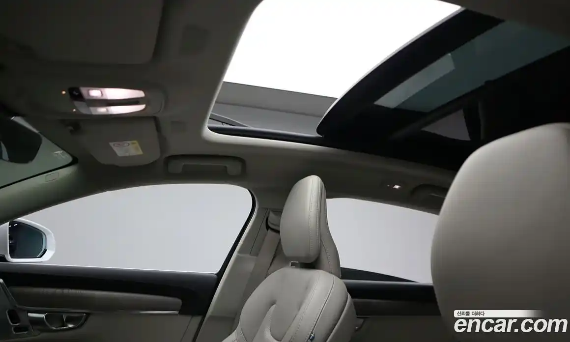 Volvo S90 2023 2.0 Автомат в Москве № 293981, фото 11