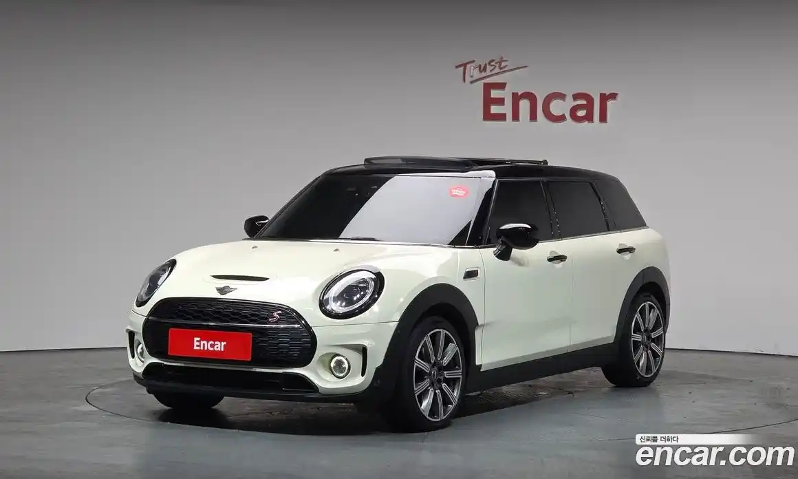 Mini Clubman 2022 2.0 Автомат в Москве № 300041, фото 16