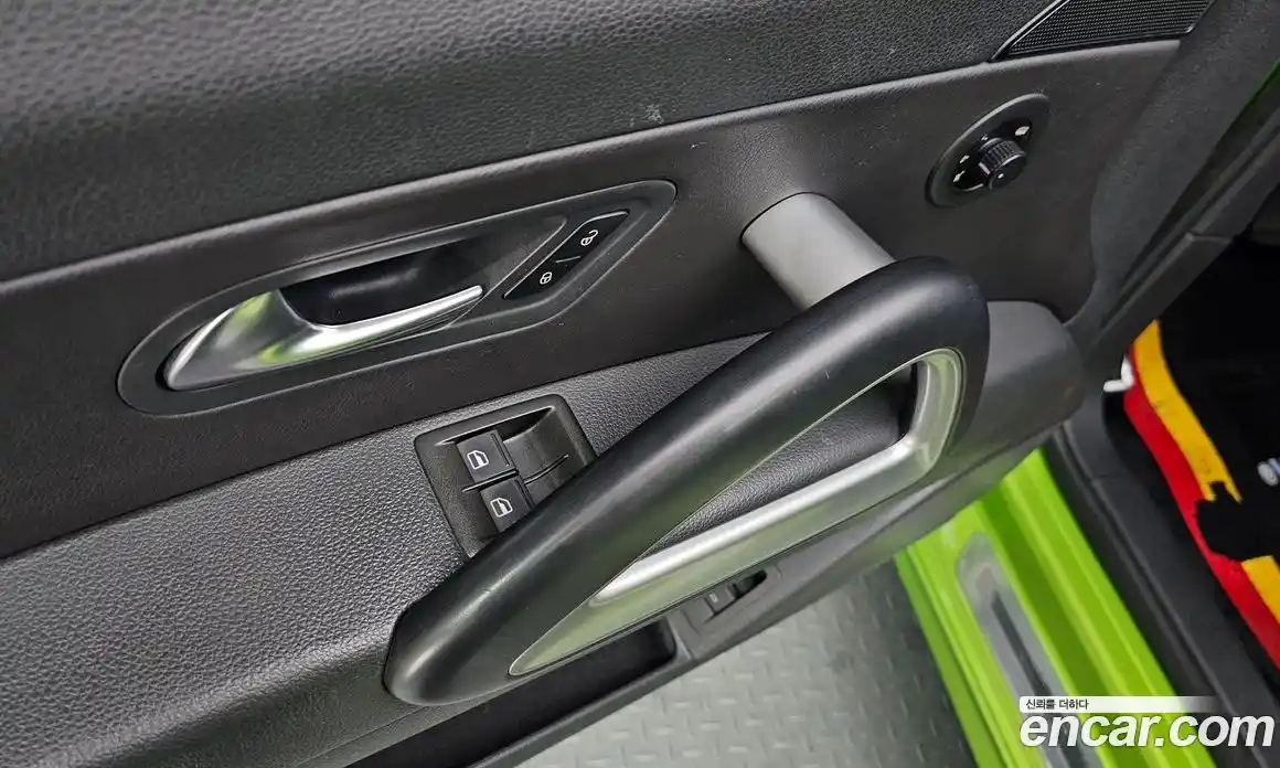 Volkswagen Scirocco 2014 2.0 Автомат в Москве № 301434, фото 14