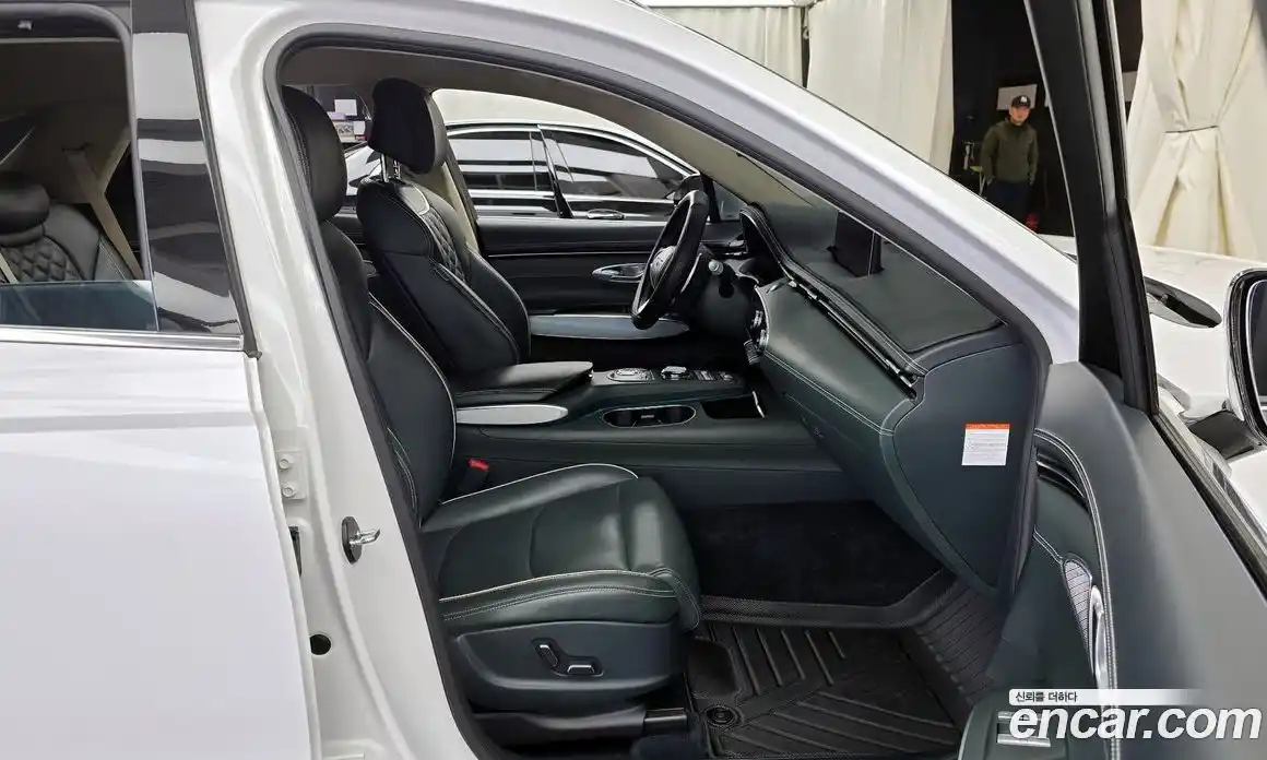 Genesis GV70 2022 0.1 Автомат в Москве № 309170, фото 14