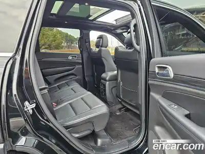 Jeep Cherokee 2019 3.6 Автомат в Москве № 310509, миниатюра 12