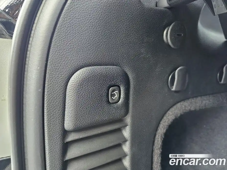 Jeep Cherokee 2019 3.6 Автомат в Москве № 310509, фото 19