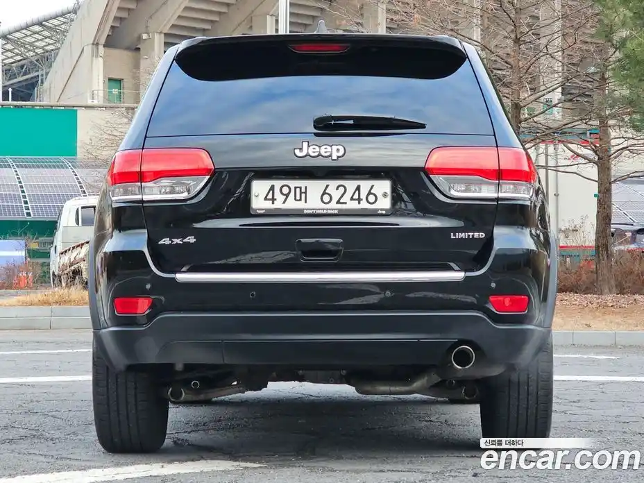 Jeep Cherokee 2019 3.6 Автомат в Москве № 310509, фото 3
